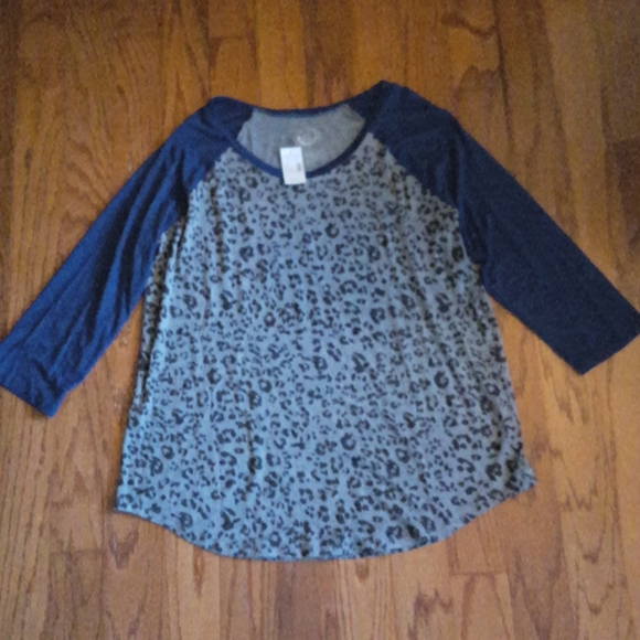 Maurices 24/7 cheetah print long sleeve shirt NWT